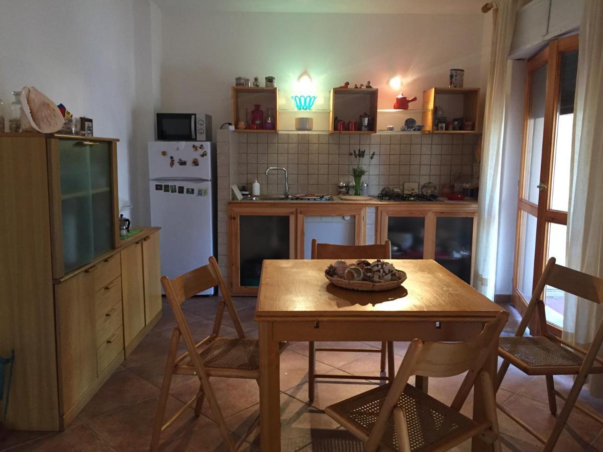 Sardinia Re - Casa Stella Del Mar Lägenhet Castelsardo Exteriör bild
